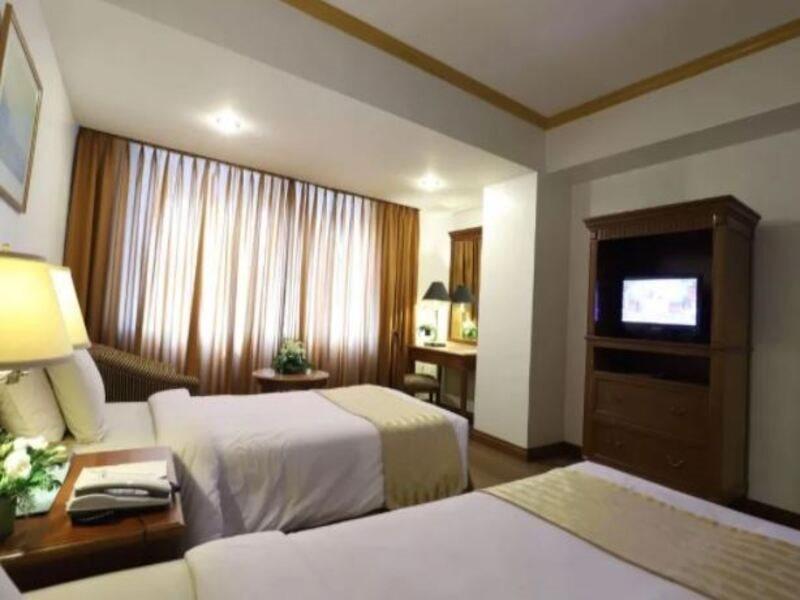 โรงแรม เทียรา โอเรียนทัล Makati City ภายนอก รูปภาพ